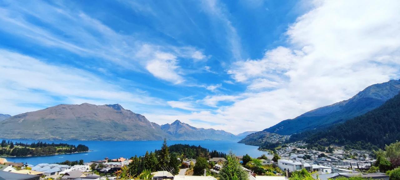 Spacious Home With Awesome Lake Views Queenstown Exterior foto